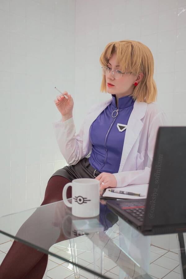 http://upforme.ru/uploads/0011/27/38/382/t233105.jpg