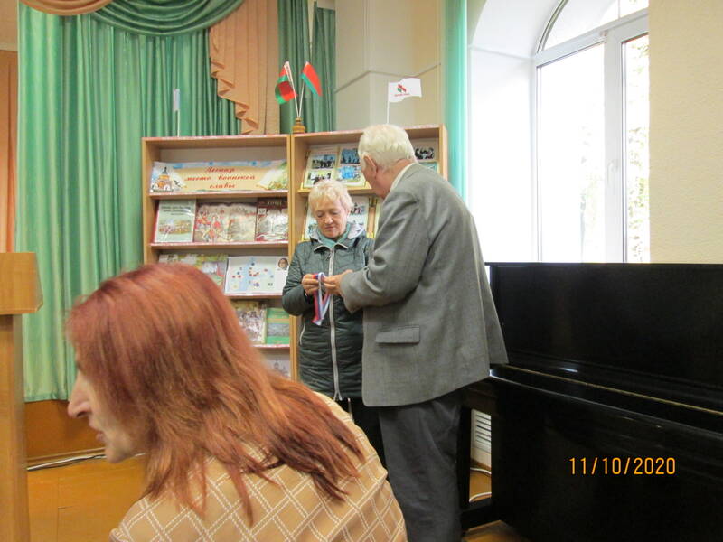 http://upforme.ru/uploads/0011/27/97/84/435843.jpg