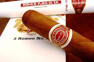 http://upforme.ru/uploads/0011/90/c9/13/t201004.jpg