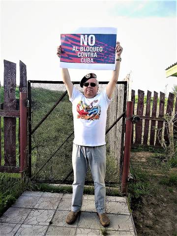 http://upforme.ru/uploads/0011/90/c9/13/t247245.jpg