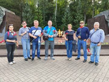 http://upforme.ru/uploads/0011/90/c9/13/t665274.jpg