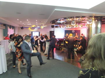 http://upforme.ru/uploads/0011/90/c9/13/t91639.jpg
