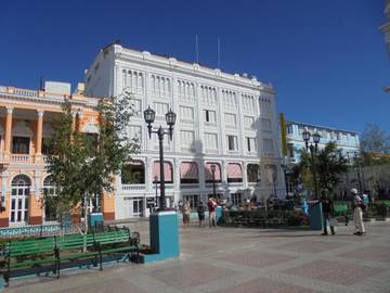 http://upforme.ru/uploads/0011/90/c9/709/t20365.jpg