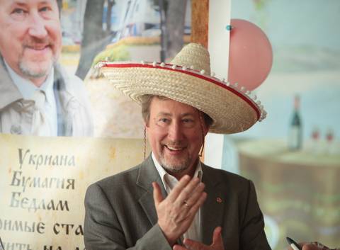 http://upforme.ru/uploads/0011/ce/80/482/t73824.jpg