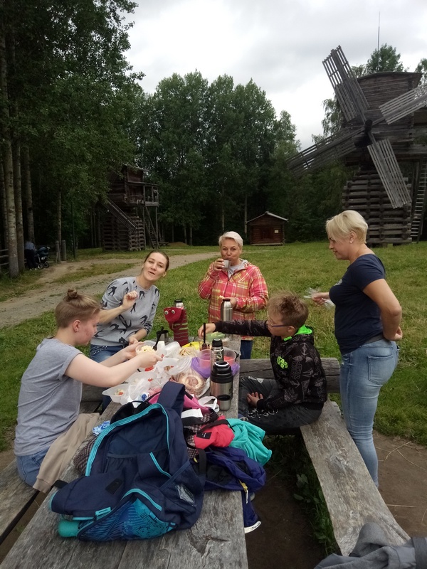 http://upforme.ru/uploads/0011/f5/51/654/762876.jpg
