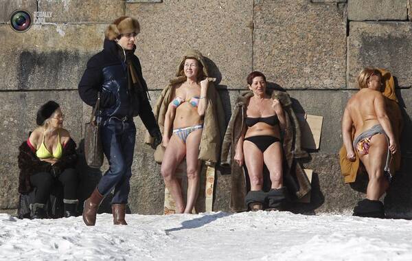 http://upforme.ru/uploads/0012/15/01/653/t735787.jpg