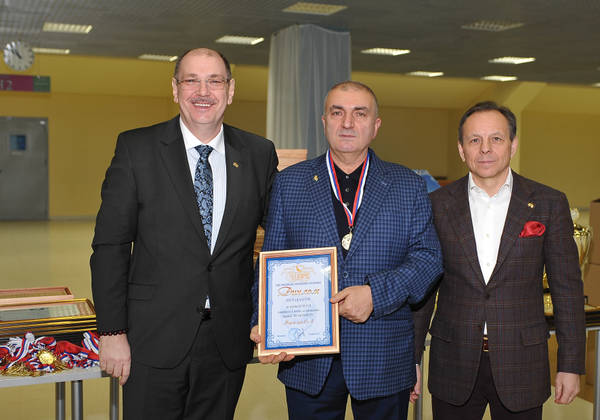 http://upforme.ru/uploads/0012/5a/ef/266/t31168.jpg