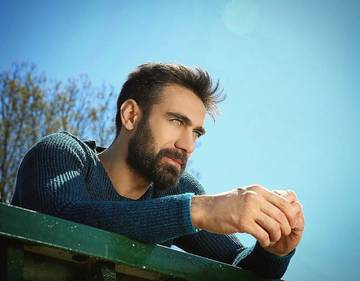 http://upforme.ru/uploads/0012/8d/0b/33/t77447.jpg