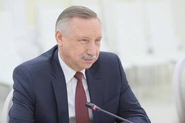 http://upforme.ru/uploads/0012/e4/56/179/t978292.jpg