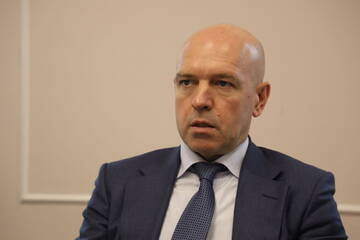http://upforme.ru/uploads/0012/e4/56/182/t812434.jpg