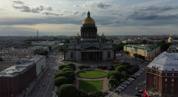 http://upforme.ru/uploads/0012/e4/56/213/t341960.png