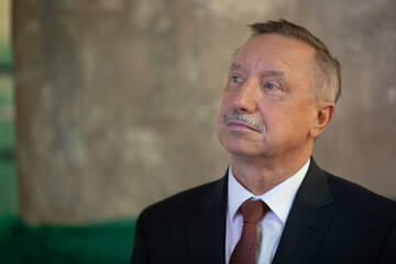 http://upforme.ru/uploads/0012/e4/56/214/t279316.jpg