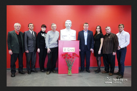 http://upforme.ru/uploads/0012/e4/56/66/t52705.png
