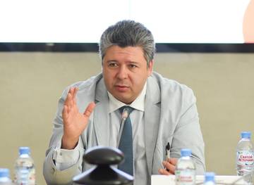 http://upforme.ru/uploads/0012/e4/56/84/t254144.jpg