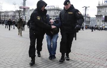 http://upforme.ru/uploads/0012/e4/56/84/t878847.jpg