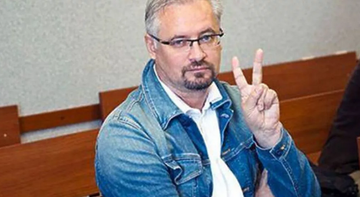 http://upforme.ru/uploads/0012/e4/56/88/t29473.png