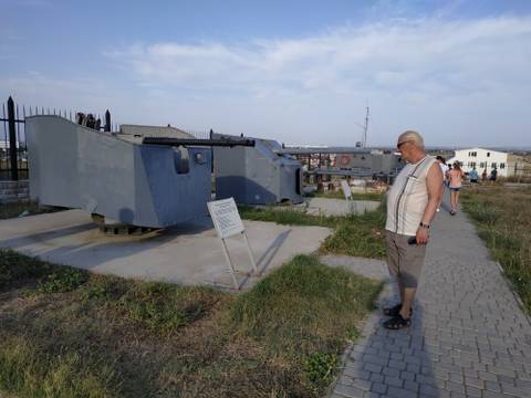 http://upforme.ru/uploads/0013/1f/fe/411/t557640.jpg