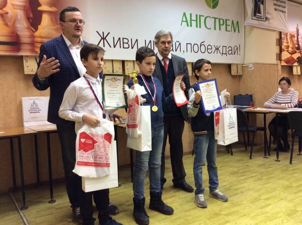 http://upforme.ru/uploads/0014/11/ca/2/t55439.jpg