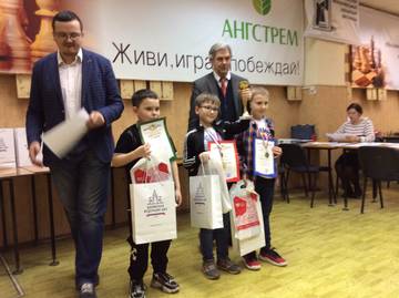 http://upforme.ru/uploads/0014/11/ca/203/t52105.jpg