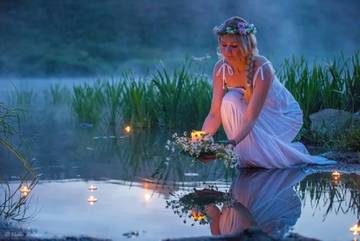 http://upforme.ru/uploads/0014/97/f4/12/t290116.jpg