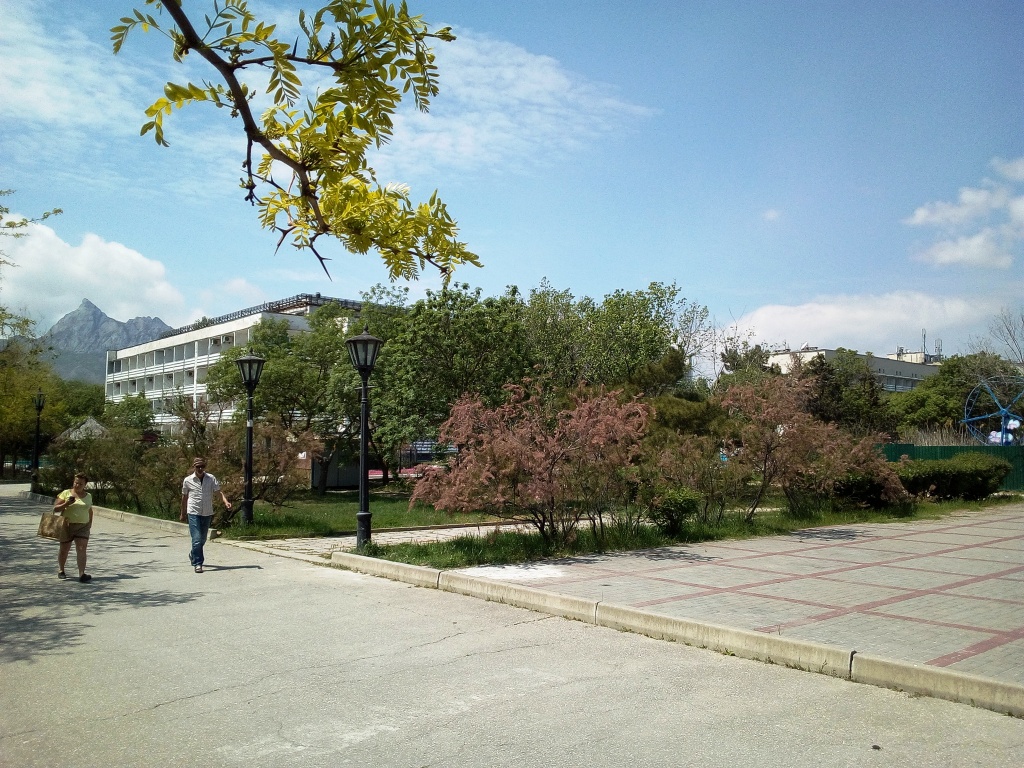 http://upforme.ru/uploads/0014/97/f4/218/912304.jpg