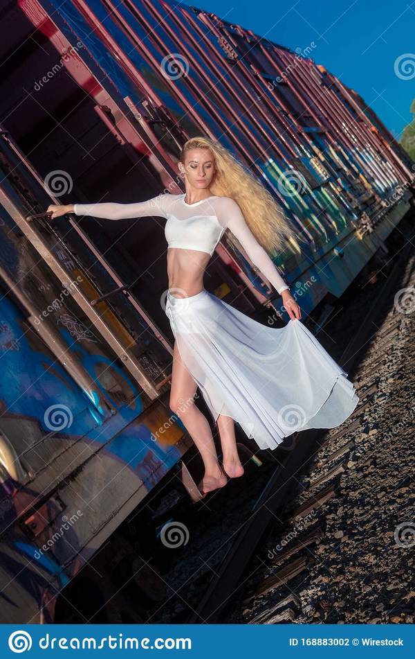 http://upforme.ru/uploads/0015/ec/e0/2023/t54295.jpg