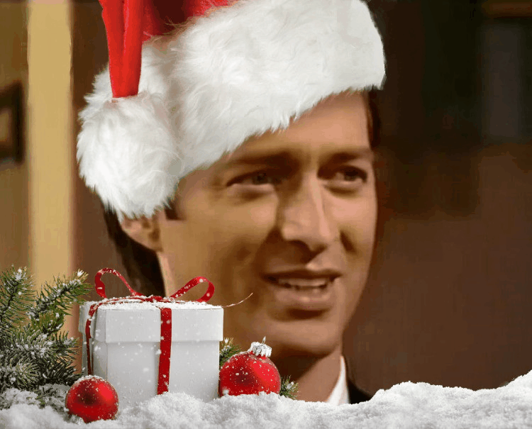http://upforme.ru/uploads/0015/f8/d0/203/33726.gif