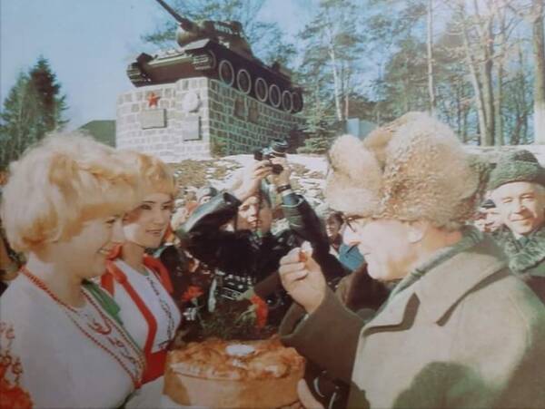 http://upforme.ru/uploads/0016/e4/0c/64/t182993.jpg