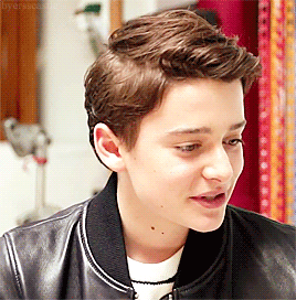 http://upforme.ru/uploads/0017/98/08/2/55745.gif