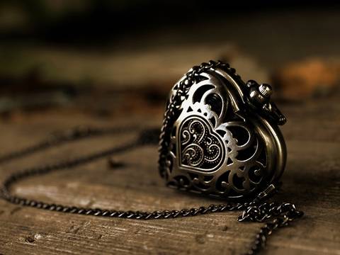 http://upforme.ru/uploads/0017/98/08/26/t36981.jpg