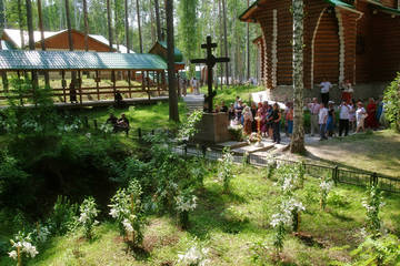 http://upforme.ru/uploads/0017/a0/a2/137/t261366.jpg