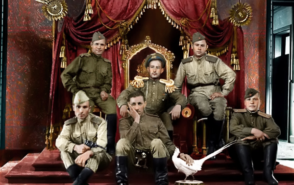 http://upforme.ru/uploads/0017/cd/0a/88/t919921.png