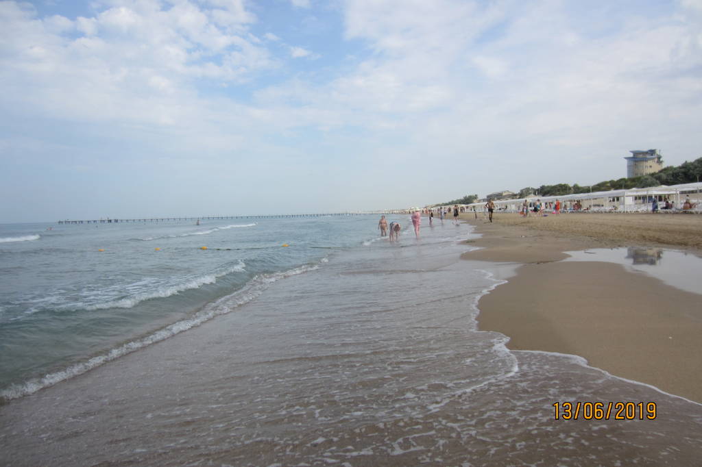 http://upforme.ru/uploads/0017/d2/91/38/28465.jpg