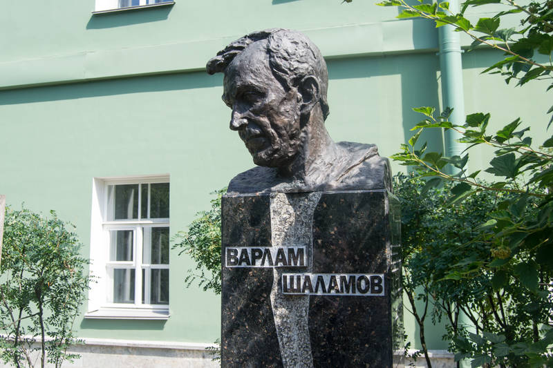 http://upforme.ru/uploads/0017/d2/91/65/77897.jpg