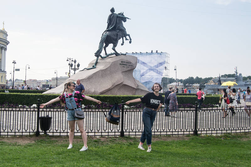 http://upforme.ru/uploads/0017/d2/91/65/95254.jpg
