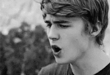 http://upforme.ru/uploads/0018/2c/77/347/775216.gif