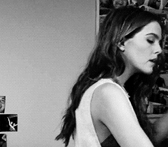 http://upforme.ru/uploads/0018/2c/77/439/41118.gif
