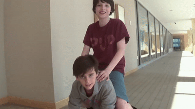 http://upforme.ru/uploads/0018/2c/77/547/415036.gif