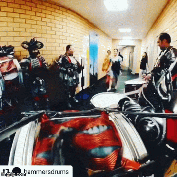 http://upforme.ru/uploads/0018/4f/e9/3/t609679.gif