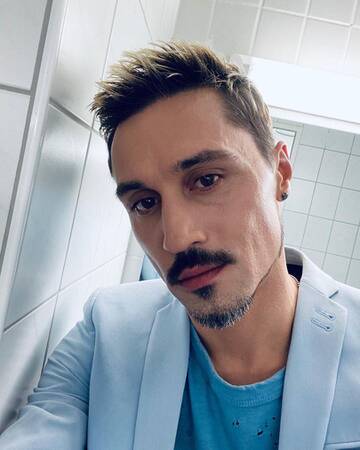 http://upforme.ru/uploads/0018/62/04/2/t55874.jpg