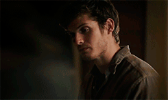 http://upforme.ru/uploads/0019/47/79/576/20344.gif
