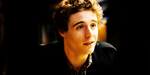 http://upforme.ru/uploads/0019/cc/52/497/957381.gif