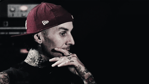 http://upforme.ru/uploads/0019/cd/64/5/64413.gif