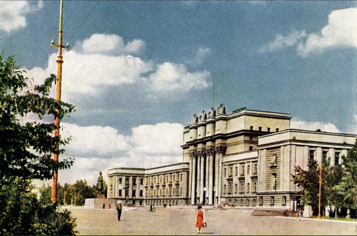 http://upforme.ru/uploads/0019/d5/11/4/637645.png
