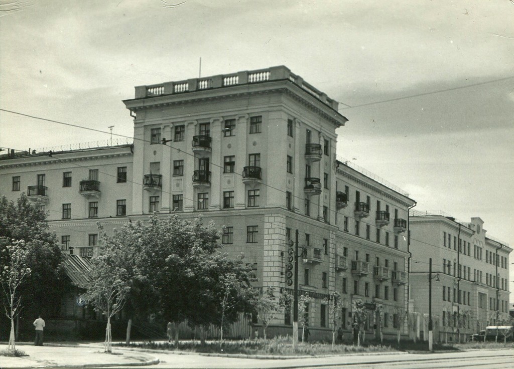 http://upforme.ru/uploads/0019/d5/11/8/729285.jpg