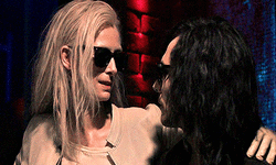 http://upforme.ru/uploads/0019/e6/8a/85/t995116.gif