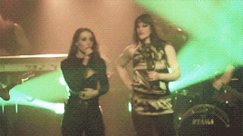 http://upforme.ru/uploads/0019/f3/4b/116/98703.gif