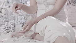 http://upforme.ru/uploads/001a/7b/c9/2/884050.gif
