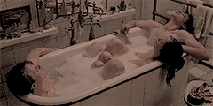 http://upforme.ru/uploads/001a/8a/91/2/95975.gif
