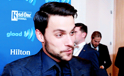 http://upforme.ru/uploads/001a/a2/26/121/44175.gif
